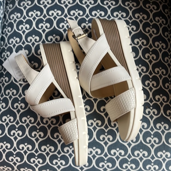 New in Box Geox Respira Marykarmenplus1 off white sandal 40 eu 10 us - Picture 5 of 9